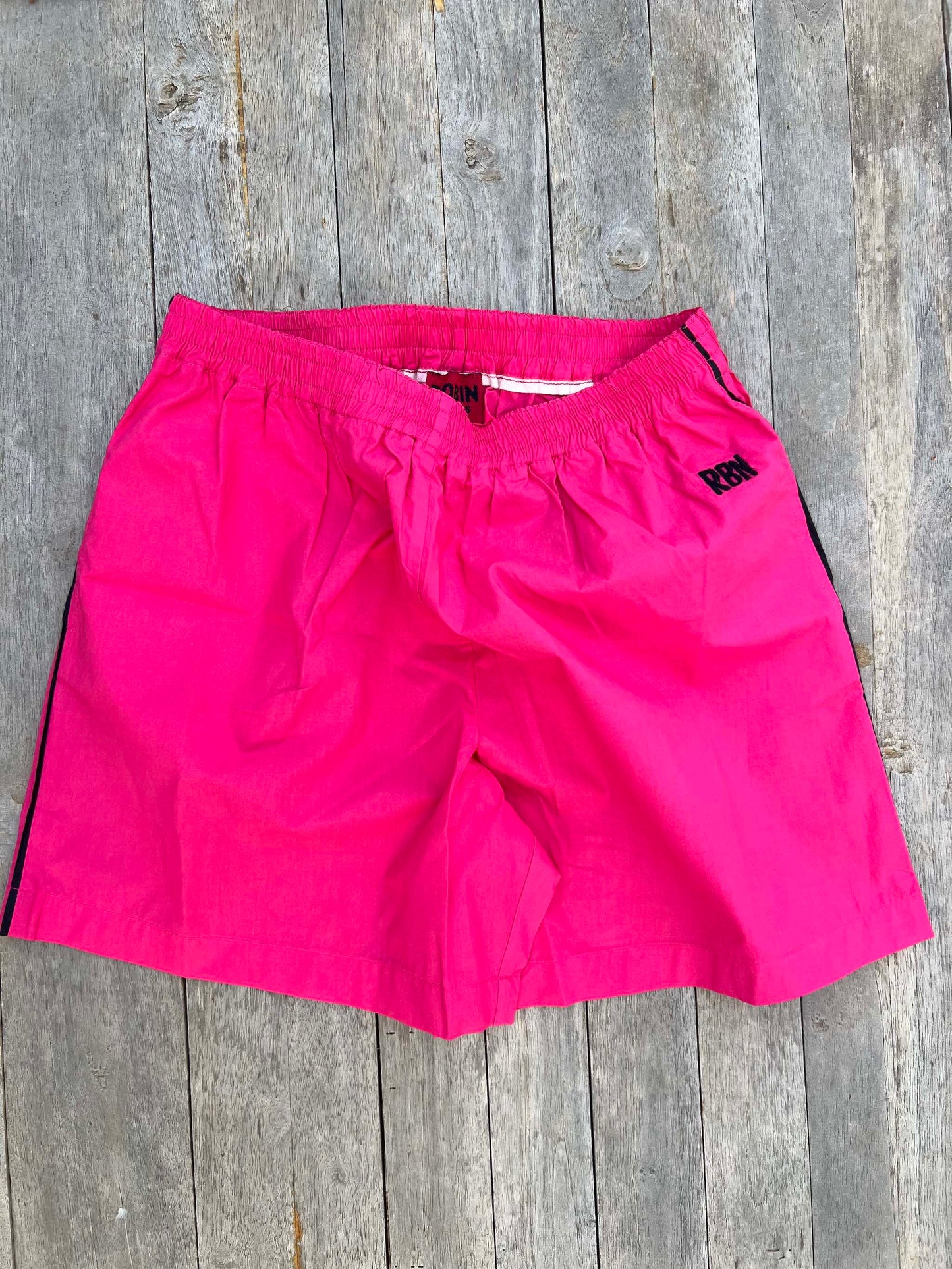 Girls Shorts `Bondi´ Pink with stripe on the side